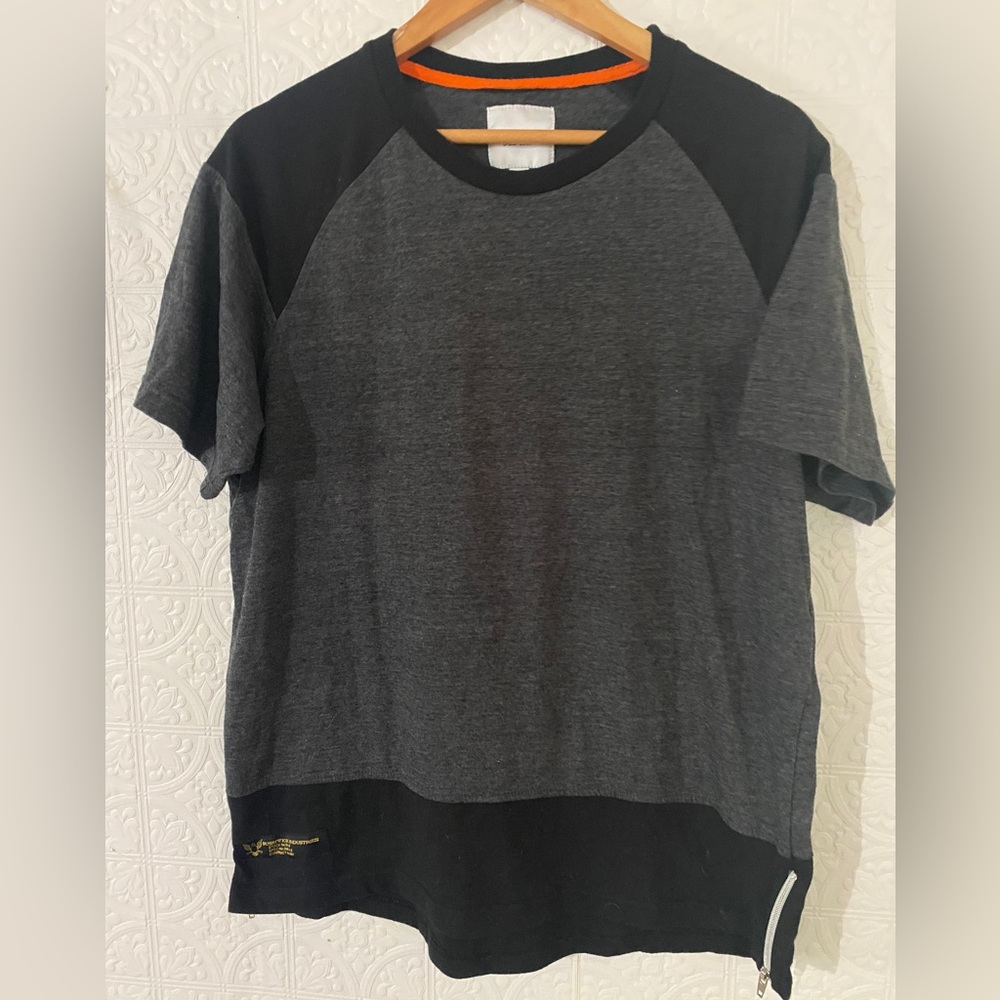 Vintage t-shirt with side zipper’s